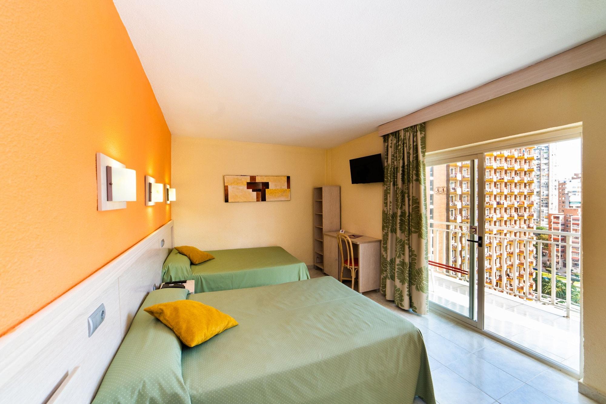 Hotel Servigroup Calypso Benidorm Bagian luar foto