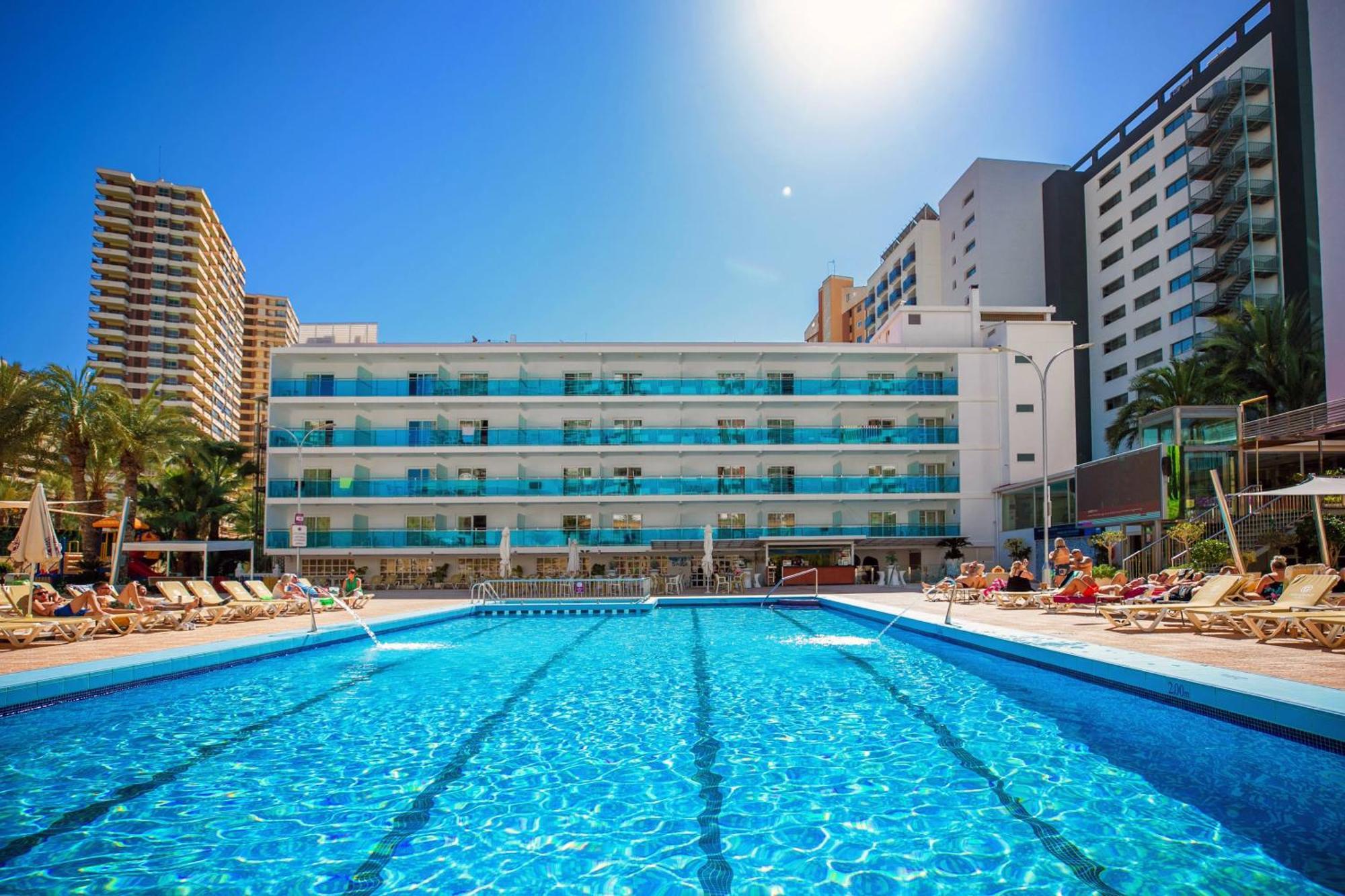 Hotel Servigroup Calypso Benidorm Bagian luar foto