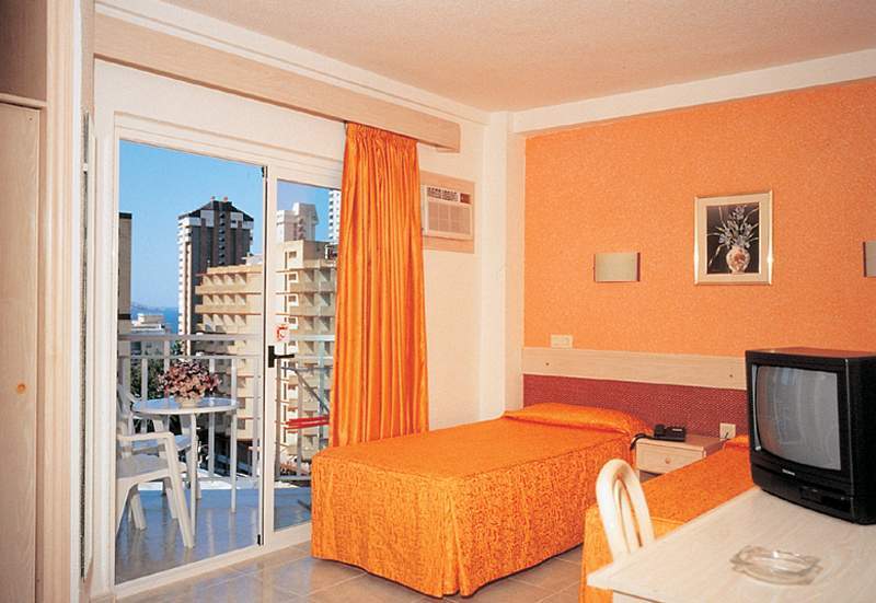 Hotel Servigroup Calypso Benidorm Bagian luar foto