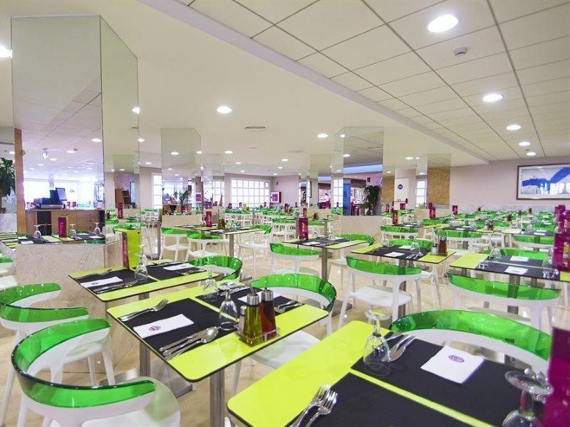 Hotel Servigroup Calypso Benidorm Bagian luar foto