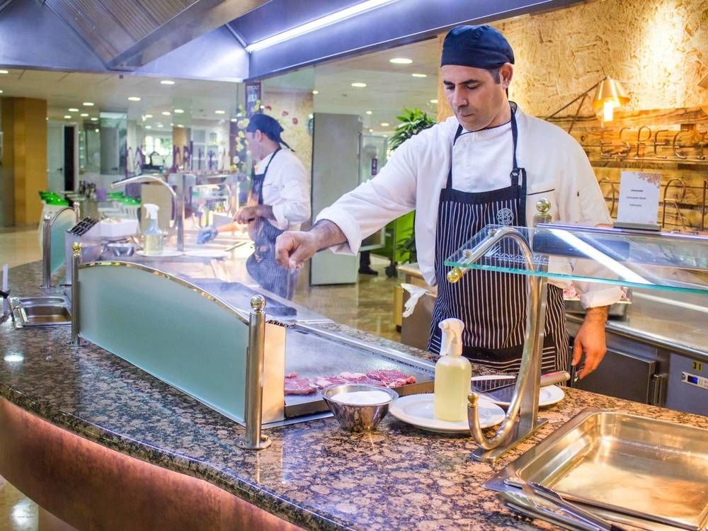 Hotel Servigroup Calypso Benidorm Bagian luar foto