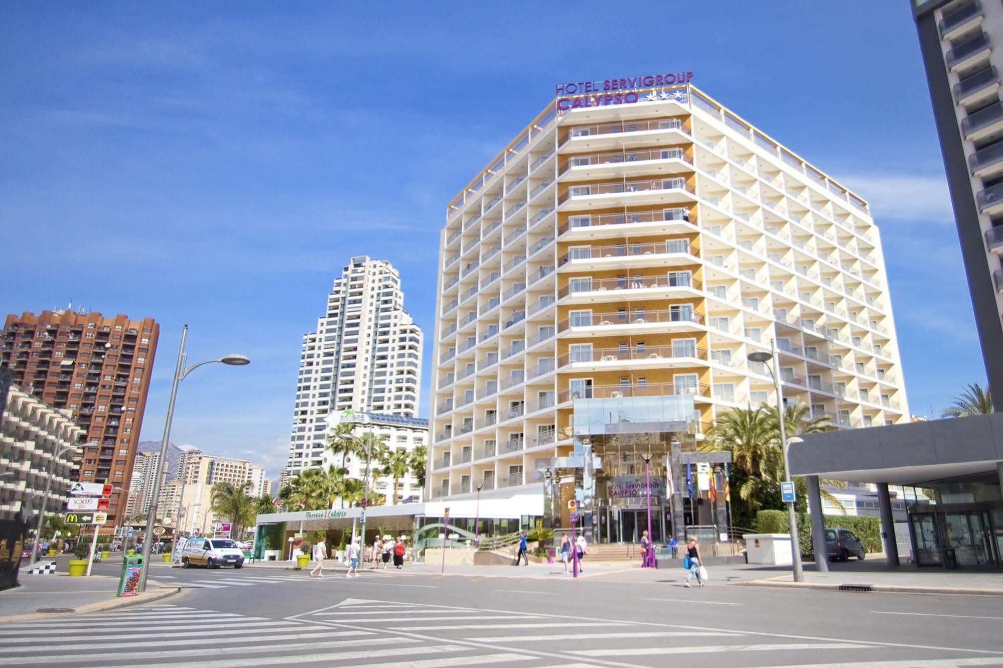 Hotel Servigroup Calypso Benidorm Bagian luar foto